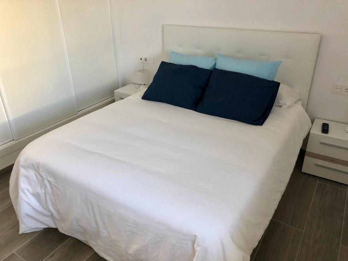 Apartment Sea Front Frente Al Mar *